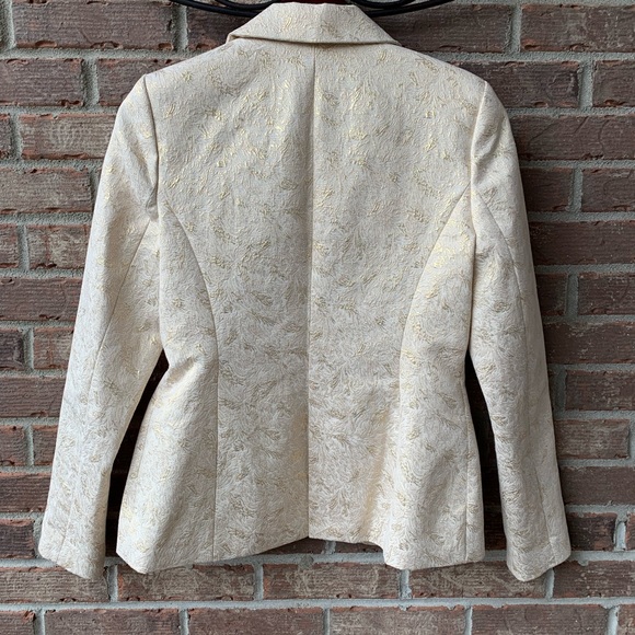 💕 Dana Buchman Gold and Cream Blazer - Picture 6 of 8